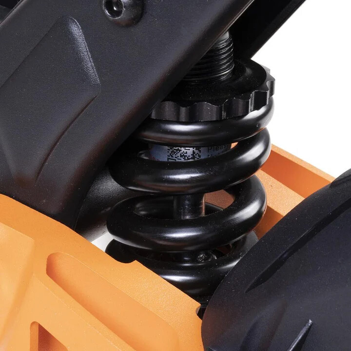 KuKirin G2 Max front coil suspension close-up