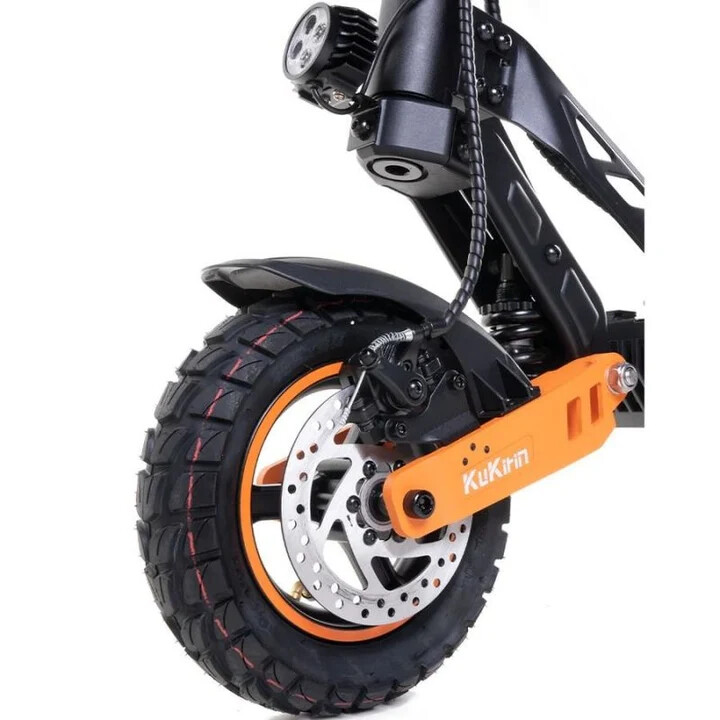KuKirin G2 Max front pneumatic tire and disc brake