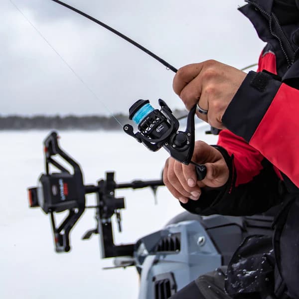Piscifun Carbon X Spinning Reel and Carbon R1 Rod Combo winter lifestyle image thumbnail